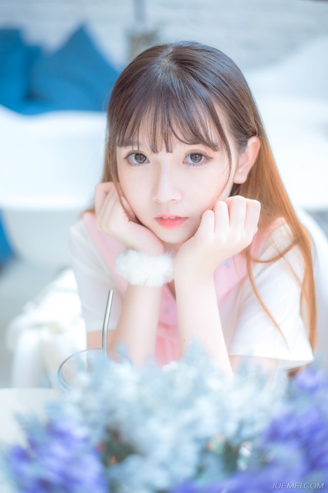 我终于明白我的生命在爱我的人眼里是多么的重要……我的爱有多长，我的牵挂与不舍也就有多长。
